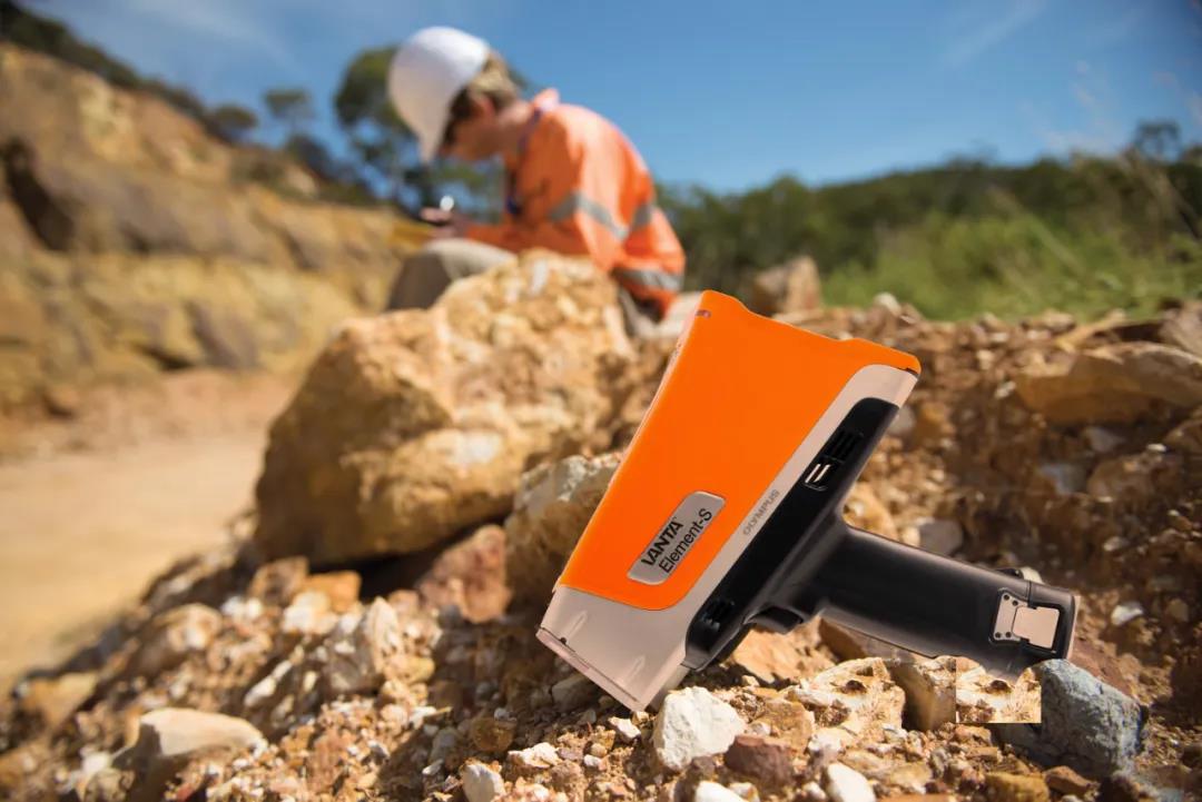 奥林巴斯光谱仪,伊诺斯荧光分析仪维修,手持合金分析仪检测